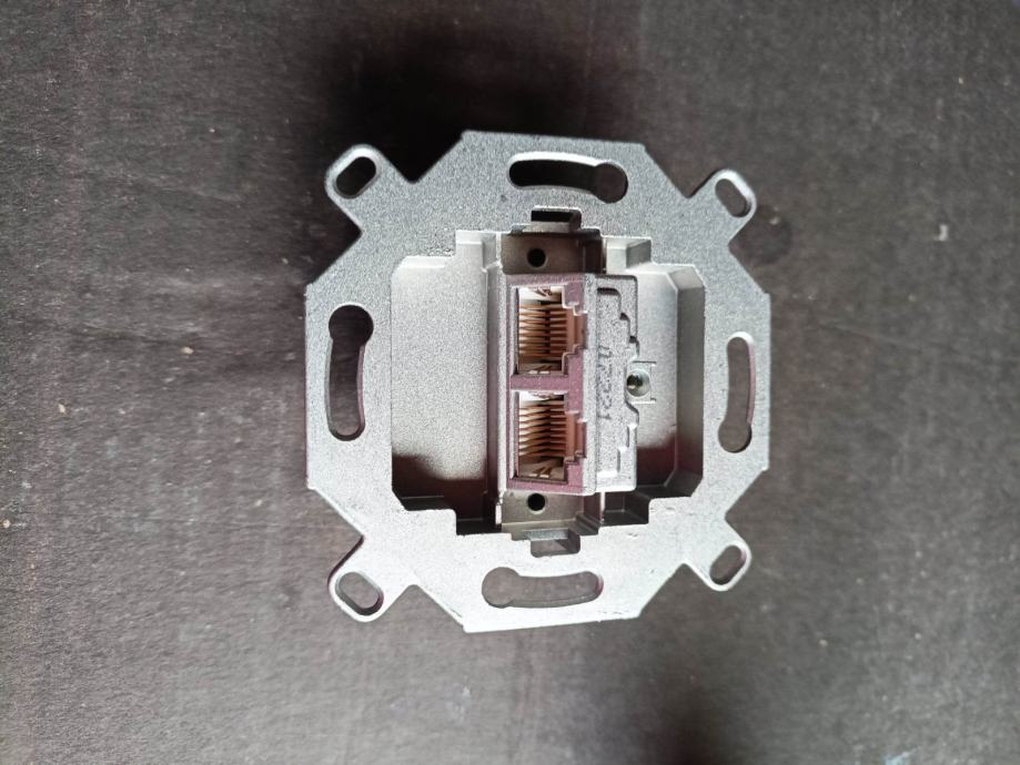 Rutenbeck TAE 3X6 NFN UP rw Presa telefonica Da incasso Bianco