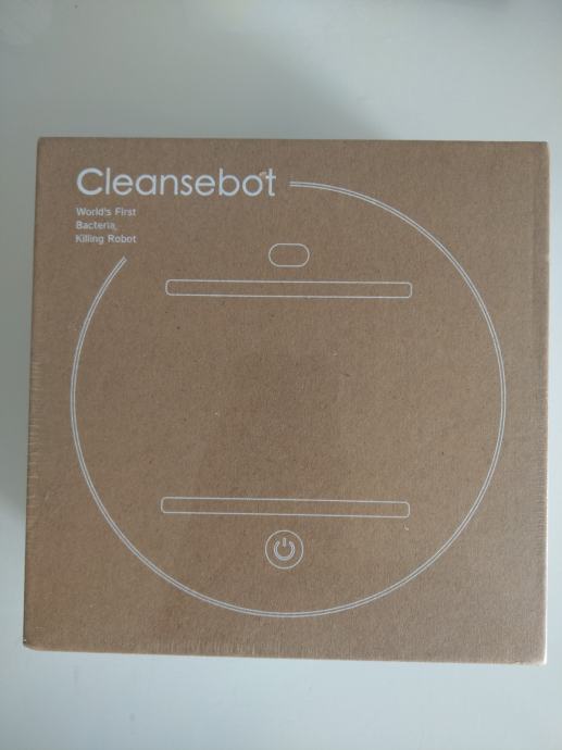 CleanseBot - robot za odstranjevanje bakterij z  AND UV-C lučjo