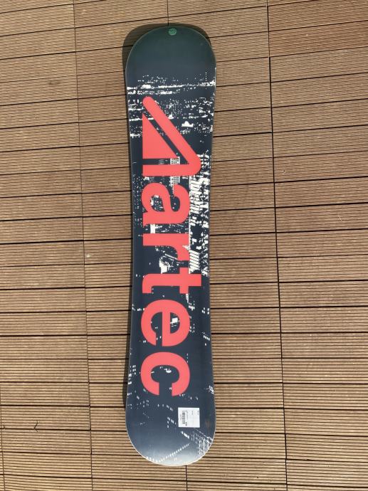Snowboard Artec (Elan), model Hyperfuzz, 135 cm