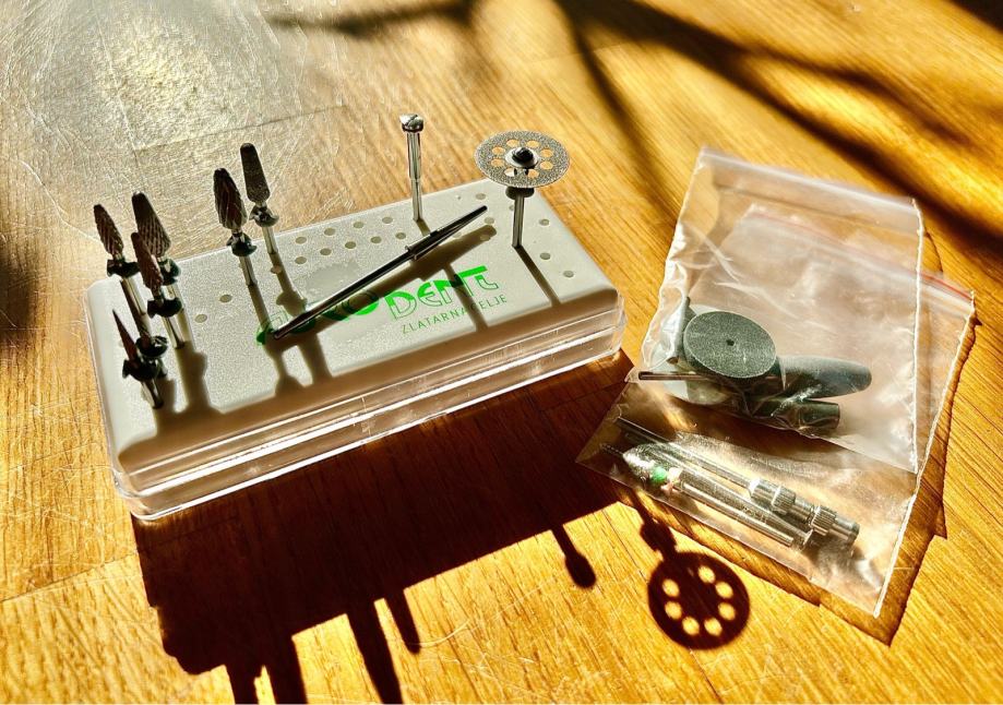 Artikulator Artex, inštrumenti za modelacijo, brusilni inštrumenti