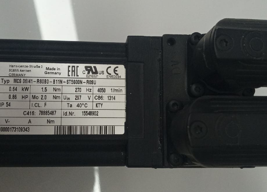 Lenze servo motor MCS 06I41RS0B0B11NST5S00NR0SU