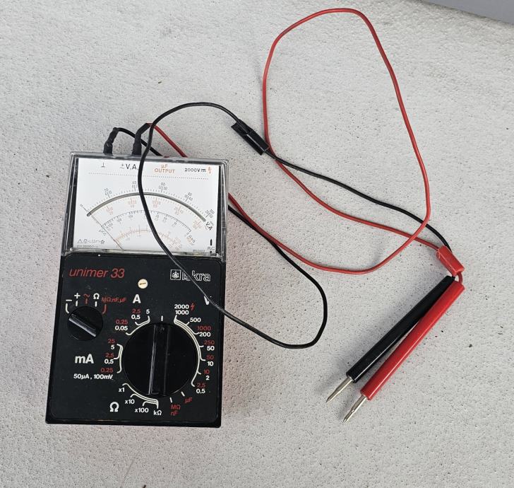 Unimer Instrument Merilni instrument Iskra Unimer 33 V delujočem stanju Cena 20€ Prevze