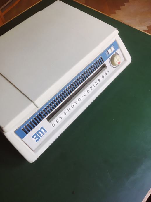 Fotokopirni stroj iz 70-ih 3M dry photocopier 051