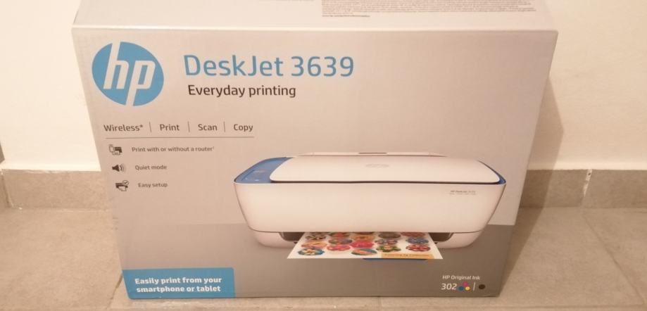 prodamo barvni tiskalnik Desk Jet 3639 z novimi kartušami