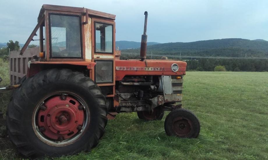 kabina traktor 100€