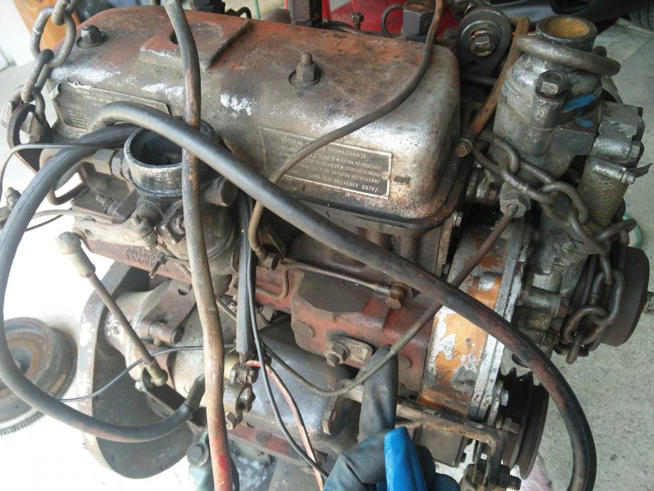 KUPIM MOTOR IMT 533 539 RAKOVICA