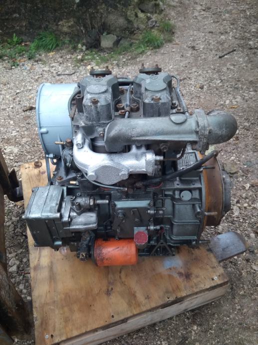 Motor lombardini za traktor 33 km
