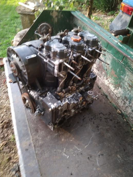 Motor lombardini za traktor