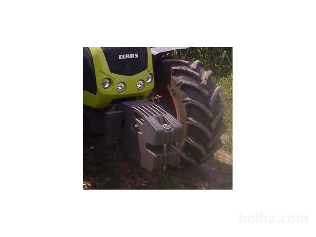 Prednje original uteži za traktor Claas 300kg!