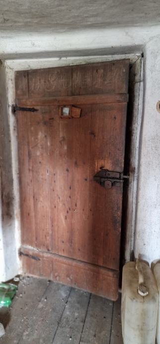 Starinska vrata s podbojem 2