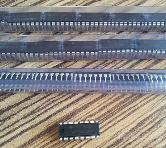 10 x Shift Register SN 74HC595N - Arduino - Raspberry Pi Čip