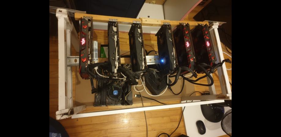 Mining rig RX 580 8GB red devil powercolor 187mhs