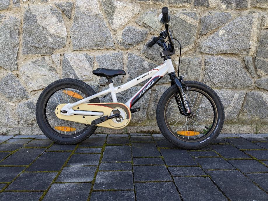 specialized hotrock 16 cena