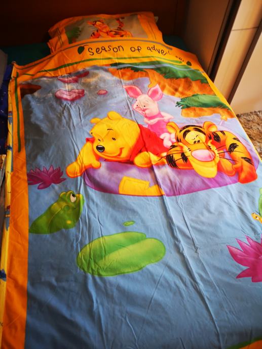 Otroška posteljnina-motiv medvedek Pooh