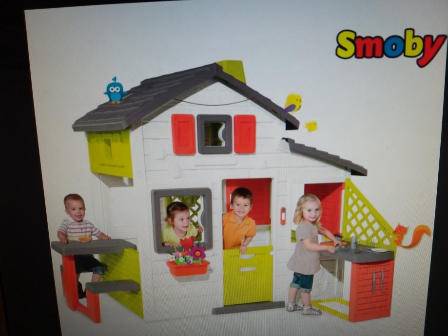 Otroška hiška Smoby s kuhinjo