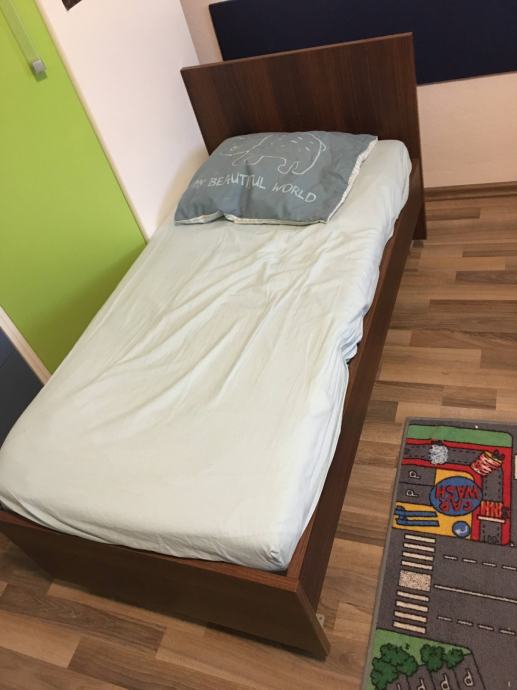 otroška postelja 120/60/14 nizka 30 €