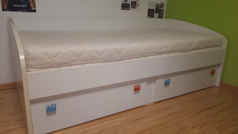 Otroška postelja Izi Mobili z vzmetnico Slovenska postelja