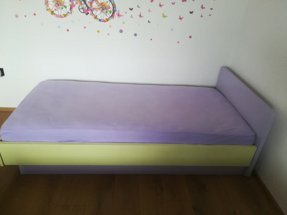 Otroško-mladinska postelja skupaj z vzmetnico 190 x 100 cm