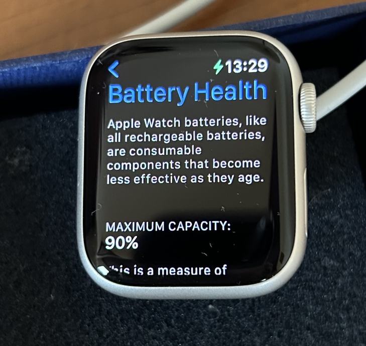 Apple Watch 7 GPS, 41mm Starlight Alumin