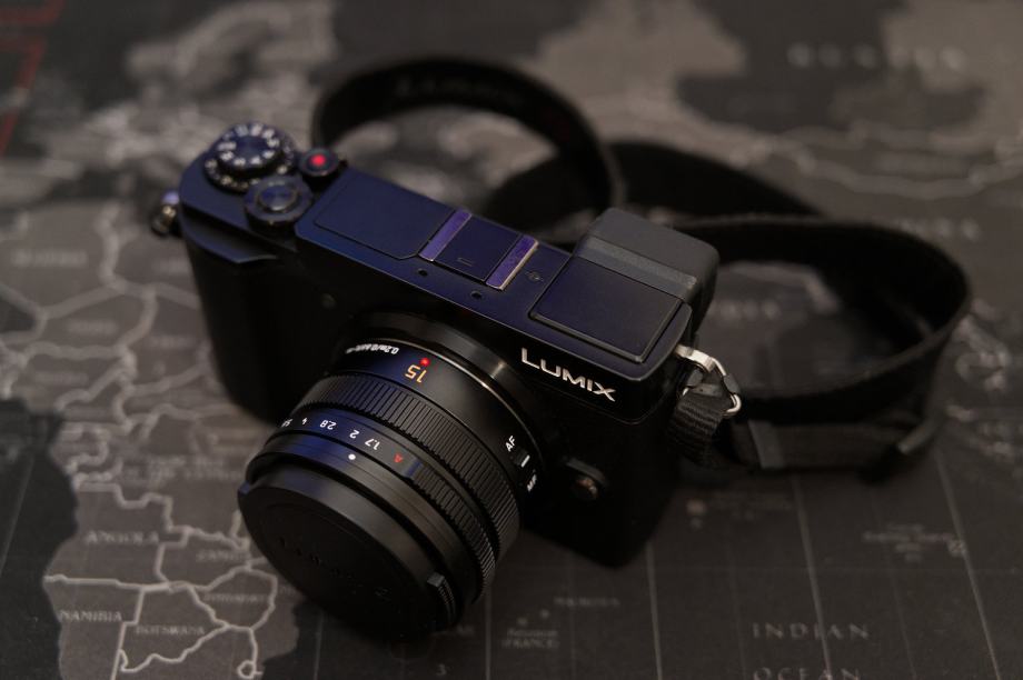 Panasonic Lumix GX9 + Leica 15mm f/1.7 (komplet ali ločeno)