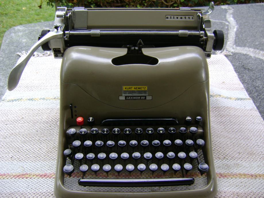 Pisalni stroj OLIVETTI model »Lexikon 80«
