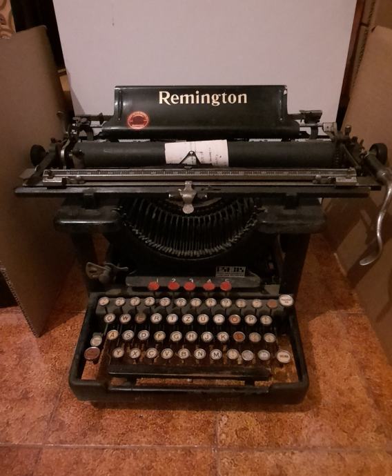 Pisalni stroj Remington