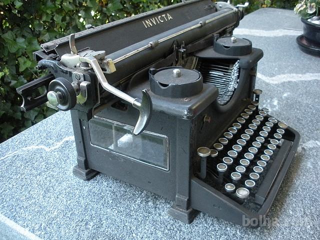 Pisalni stroj INVICTA iz leta 1930