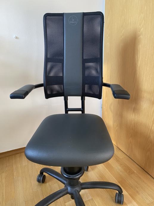 SPinalis office chair Hacker