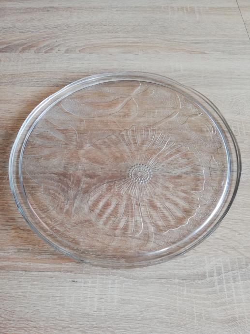 Okrogel steklen pladenj za torto