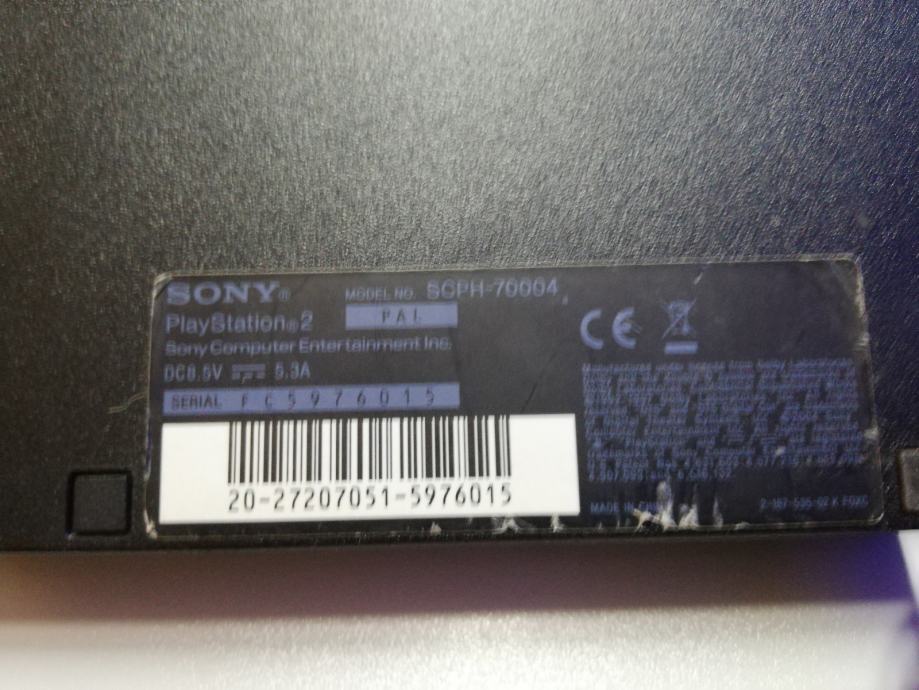console ps2 slim modèle scph 70004 playstation 2 + carte