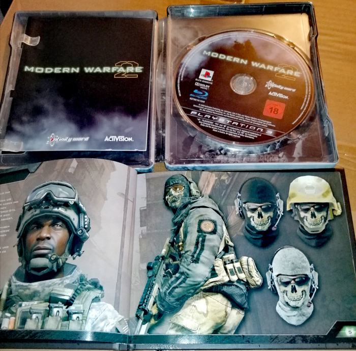 Call of Duty: MW2 (steelbook + knjiga, PS3)