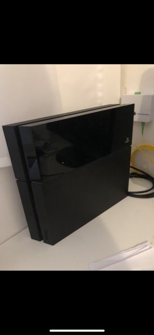 плайстатион 4