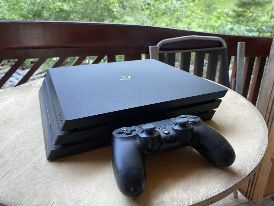 PS 4 PRO 1 tb