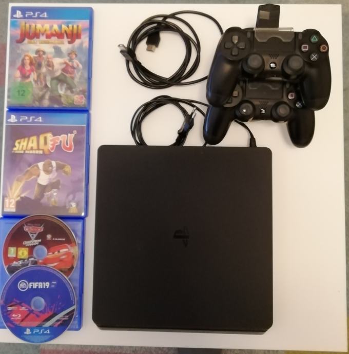 Sony playstation 4