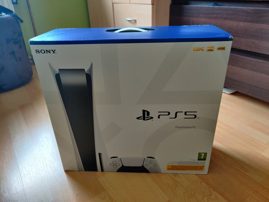 PlayStation 5 + PS PLUS