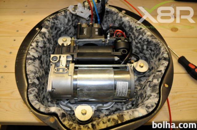 Kompresor za zračno vzmetenje BMW E39 E65 E66 X5
