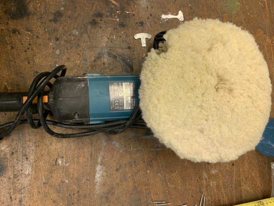Полировальная машина makita 9227