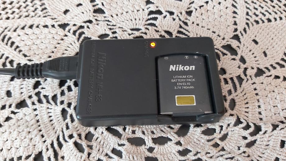 Nikon MH-63 polnilnik baterij, Baterija Nikon EN EL10, Olympus