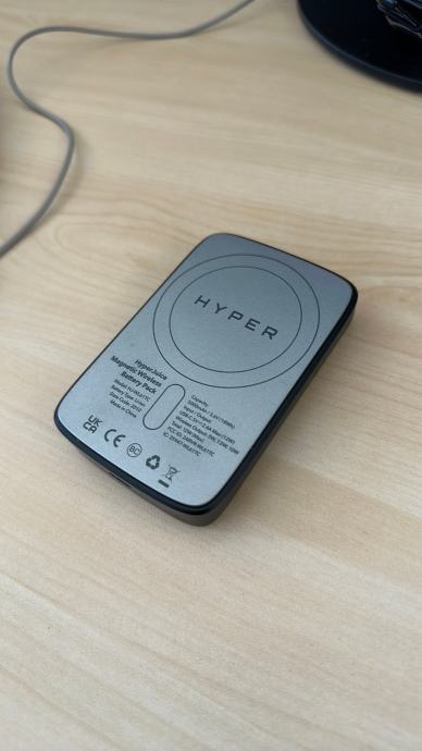 HyperJuice magsafe powerbank Iphone