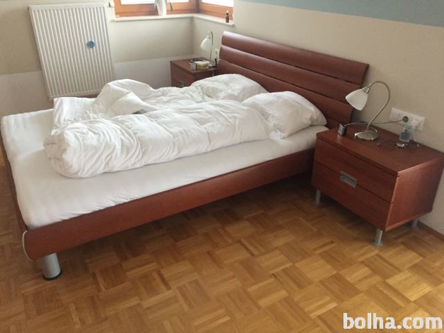 Kvaliteten posteljni okvir 160x200cm + 2x letveno dno
