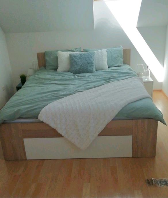 Postelja 160x200 cm +  letveno/posteljno dno