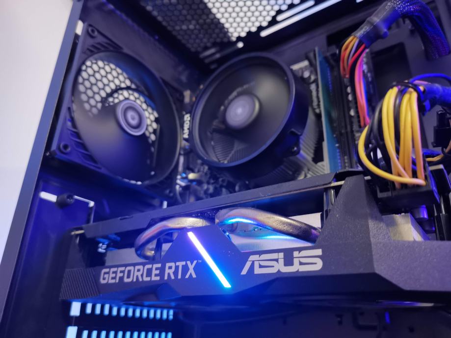 RGB Gaming PC/Računalnik - Ryzen 5 / RTX 2060 / 16GB RAM