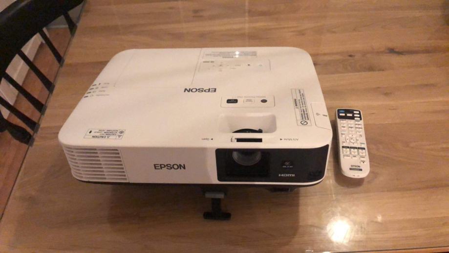 Epson projektor EB-2065