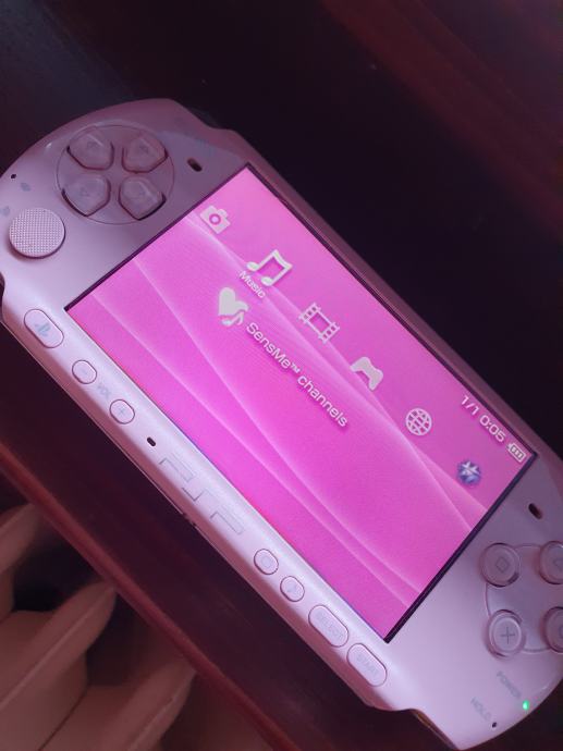 Sony PSP 3000 (Odklenjen) Blossom Pink (Japonska verzija)