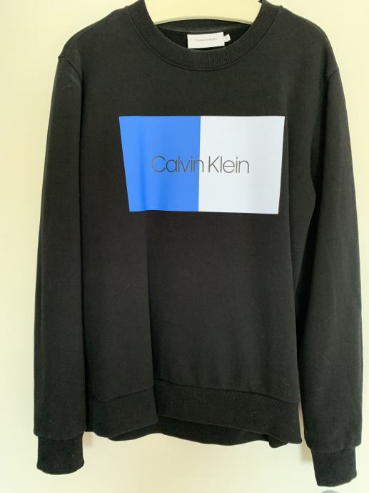 Calvin Klein box logo pulover (M)
