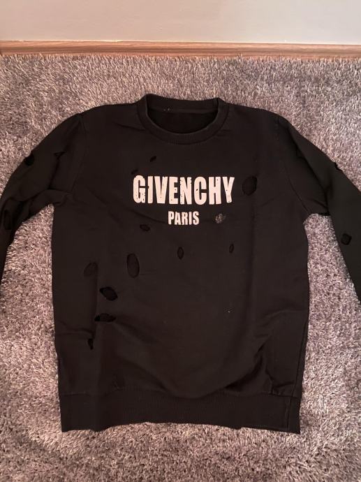 Prodam Givenchy pulover