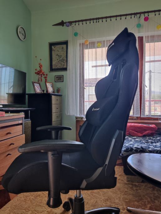 UVI Chair - gaming stol / pisarniški stol