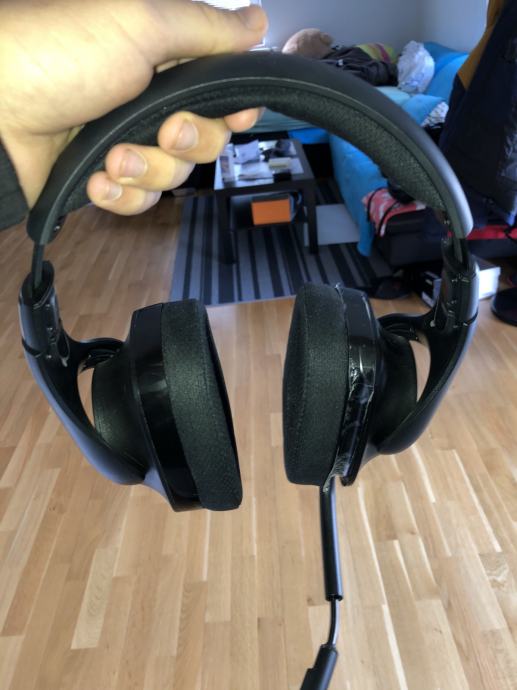 Logitech G533 Kot Nove brezžične gaming slušalke