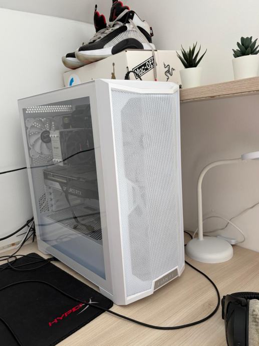 Gaming računalnik ali celoten gaming setup komplet CENA NI ZADNJA