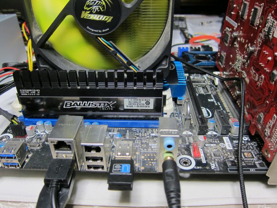 Intel DX79TO LGA 2011 Matična Pl.,Intel i7-3930K Proc.,RAM DDR3 16GB..